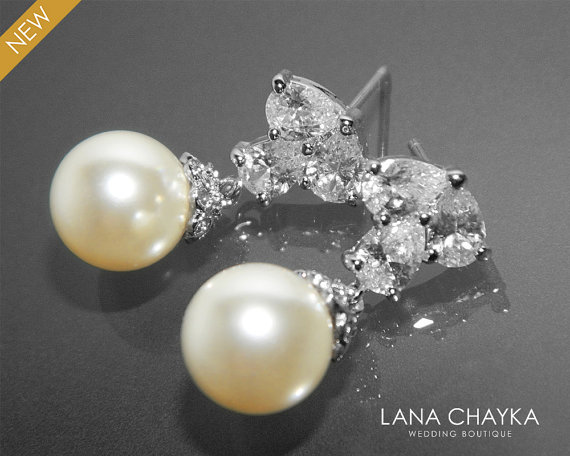 Mariage - Bridal Pearl CZ Earrings Swarovski 10mm Ivory Pearl Wedding Earrings Pearl Drop Earrings Bridal Ivory Pearl Jewelry Bridesmaids Jewelry