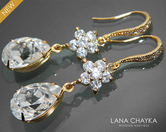 Hochzeit - Crystal Gold Chandelier Earrings Bridal Crystal Earrings Swarovski Rhinestone CZ Wedding Earrings Bridal Clear Rhinestone Dangle Earrings
