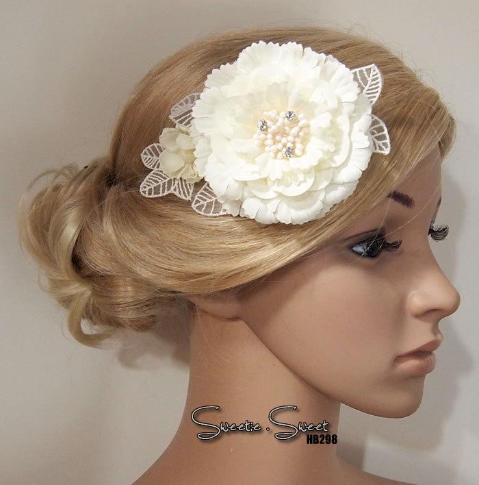 Wedding - Bridal Head piece, Bridal Hair Comb, Wedding Hair Comb, bridal Fascinator, Bridal Hair Clip, Wedding Fascinator, Ivory lace flower HB294