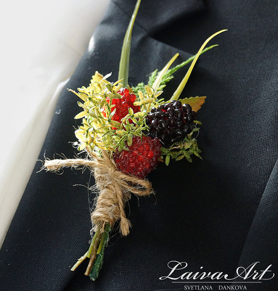 Wedding - Wedding Boutonniere Wedding Boutonnieres Groom Boutonnieres Berry Boutonniere Groomsmen Boutonnieres