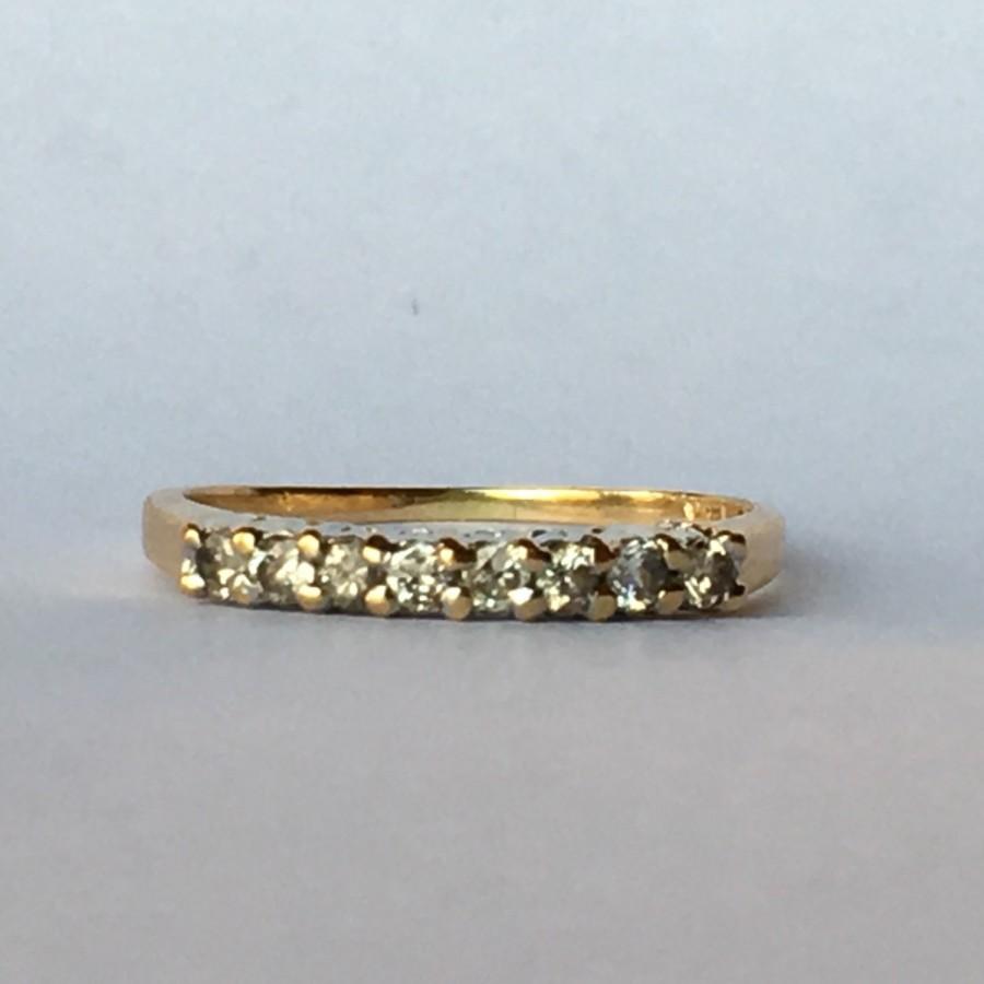 Mariage - Vintage Diamond Wedding Band. 14K Yellow Gold. April Birthstone. 10th Anniversary Gift. Estate Jewelry. Diamond Stacking Ring. Gold Band.