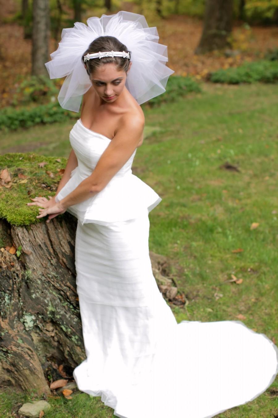 Свадьба - Tulle Pouf Veil, Bridal Veil, Pouf Veil, Wedding Veil, Accessories, Veils, Style No. 4121