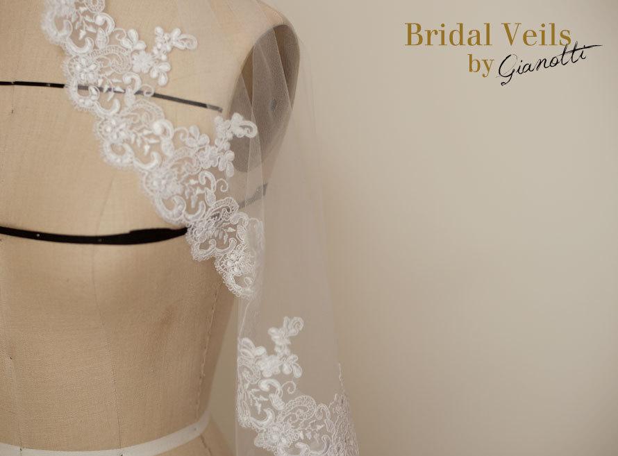 Wedding - Bridal Veil, Traditional French Lace Veil, Chapel Length Veil, Wedding Lace Edge Veil, Wedding Hair Accessory, Long Veil