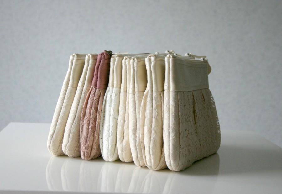 زفاف - set of 10 lace Bridesmaid pleated clutch Ruched bags  Choose your colour 