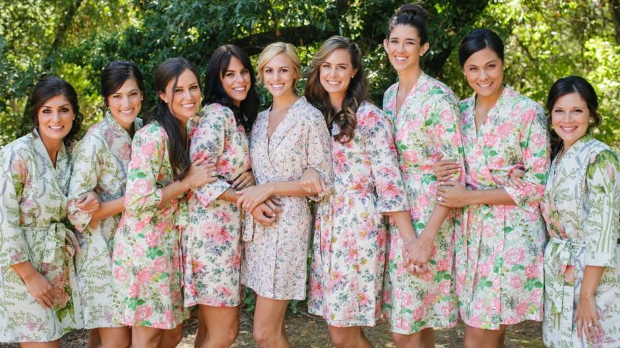 Wedding - Set of 9 CUSTOM knee length bridesmaids robes. Pastel floral bridal party robes & unique bridesmaids gifts.