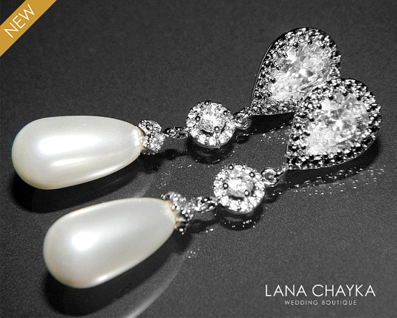 Hochzeit - White Teardrop Pearl Bridal Earrings Swarovski White Pearls Silver Cubic Zirconia Earrings Wedding Pearl Jewelry Bridal Pearl Earrings