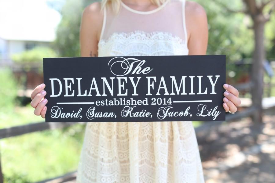 Свадьба - Personalized Family Sign Wedding Christmas Holiday Bridal Shower Gift (Item Number MMHDSR10065)