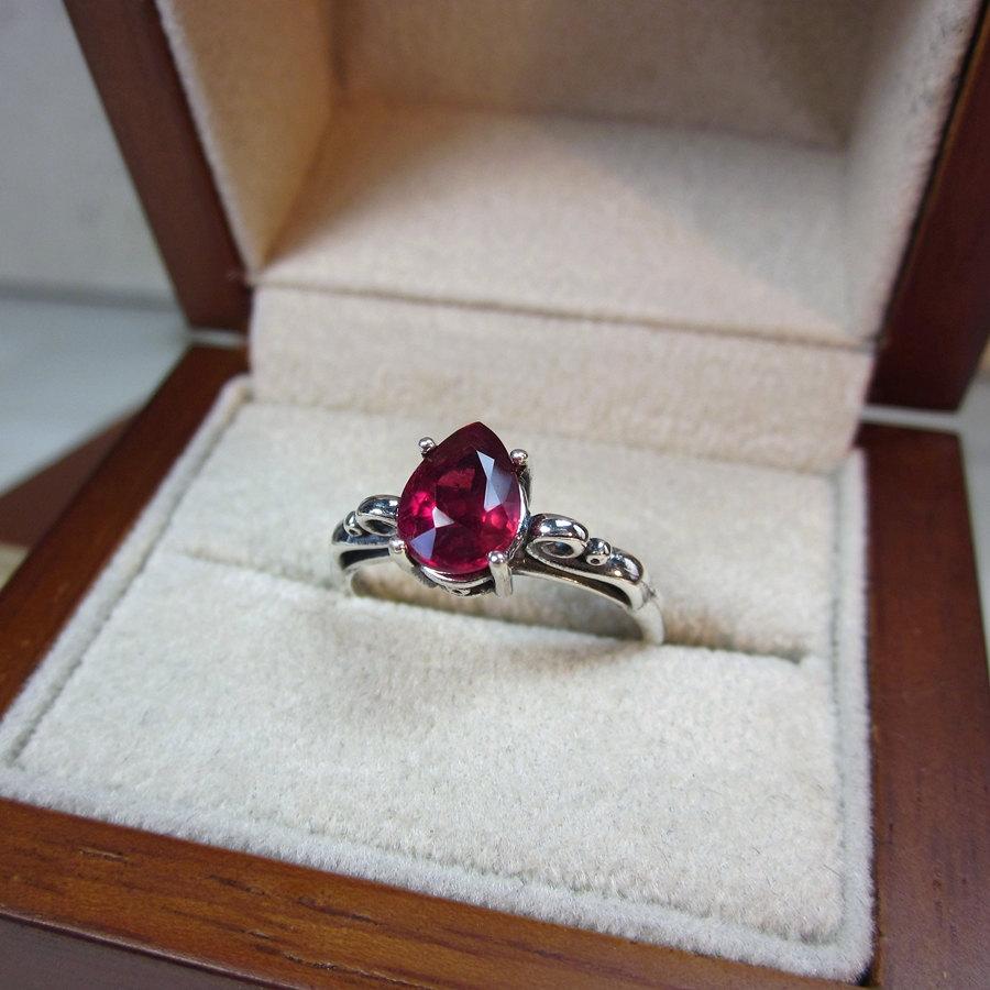 زفاف - Ruby Engagement Ring, Natural Ruby Ring, Ruby Wedding Ring, Gemstone Solitaire, Genuine Ruby Ring, Gemstone Engagement Ring , Pear Gemstone