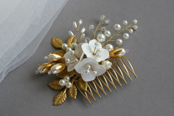 Wedding - Bridal hair accessory Bridal hair comb Wedding flower comb Bridal flower comb Flower comb Gold hair comb