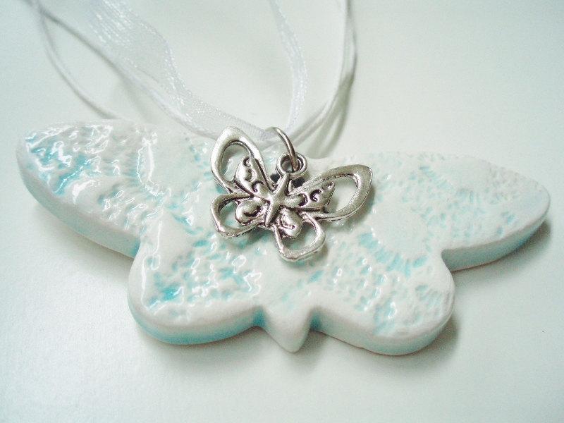 Свадьба - Ceramic butterfly fairy pixie necklace, reversible baby blue butterfly organza choker, summer jewelry