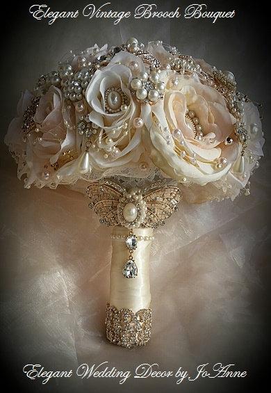 Mariage - VINTAGE BROOCH BOUQUET, Ivory and Gold Brooch Bouquet, Brooch Bouquet, Pink and Gold Wedding Bouquet, Custom Jeweled Bouquet, Deposit