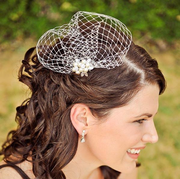 Hochzeit - Wedding Fascinators Bridal Hair piece,Wedding head piece,Wedding hair accessories,Bridal bird cage veil,Wedding veil,Birdcage veil,Bridal