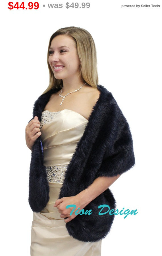 زفاف - Black Friday Faux fur stole Navy Blue, bridal shrugs boleros wraps, faux fur wrap shawl 