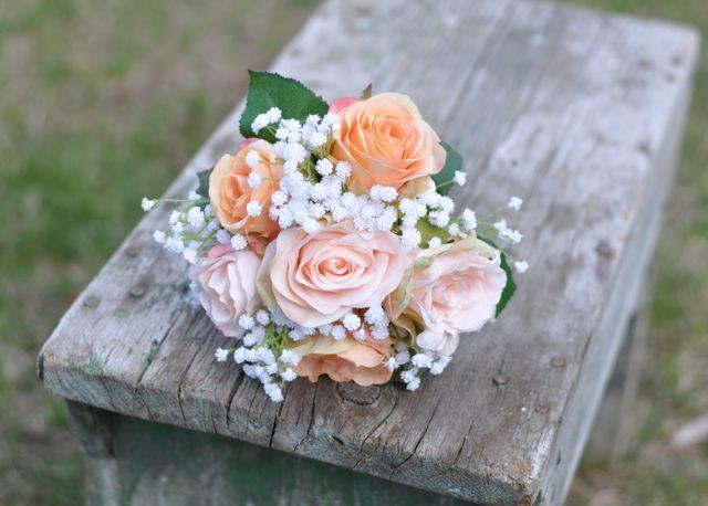 Hochzeit - Bridesmaids Bouquet, Silk Wedding Bouquet, Rose and Baby Breath Bouquet made with silk flowers.
