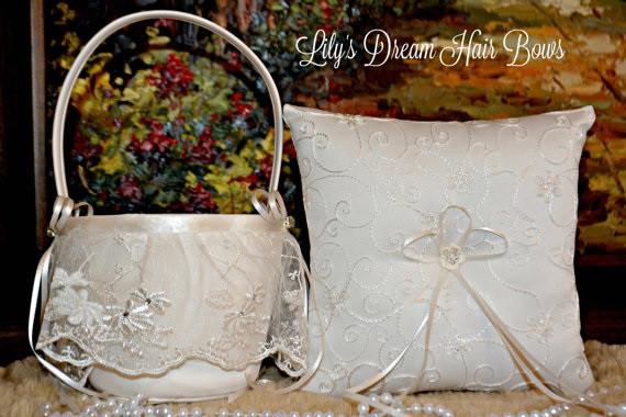 Mariage - Lace Ivory flower girl basket and ivory pillow