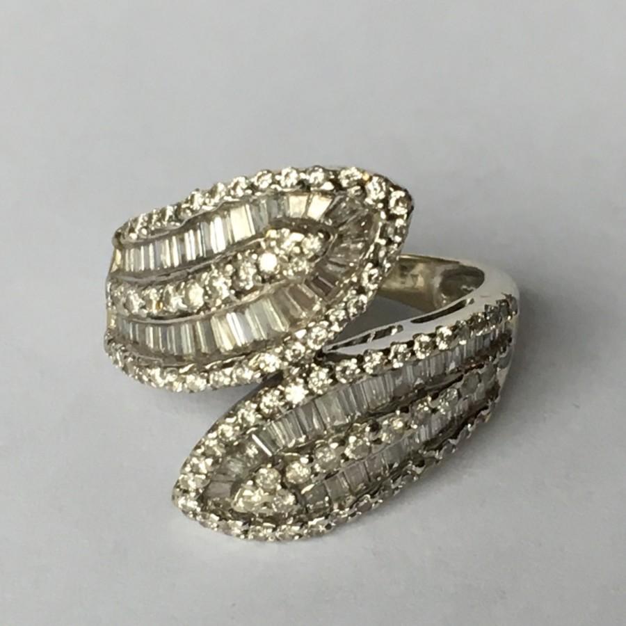 زفاف - Vintage Diamond Ring. 14K White Gold. Art Deco Diamond Cluster Ring. 1.75 TCW. Unique Engagement Ring. April Birthstone. 10 Year Anniversary