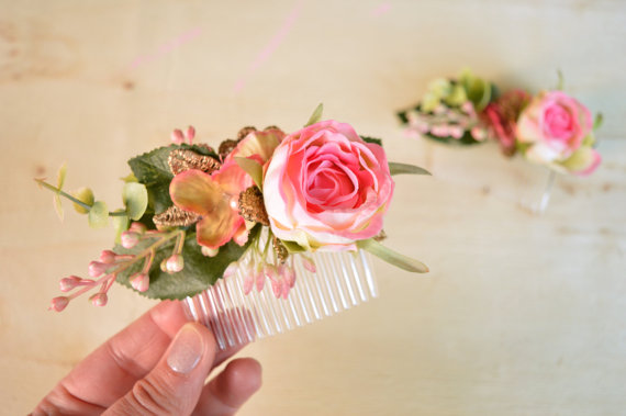 Hochzeit - Pink flower hair comb, Bridesmaids hair combs, Wedding hair piece, Gold pink hair flower, Floral hair combs, Wedding headpieces, Gold leaves