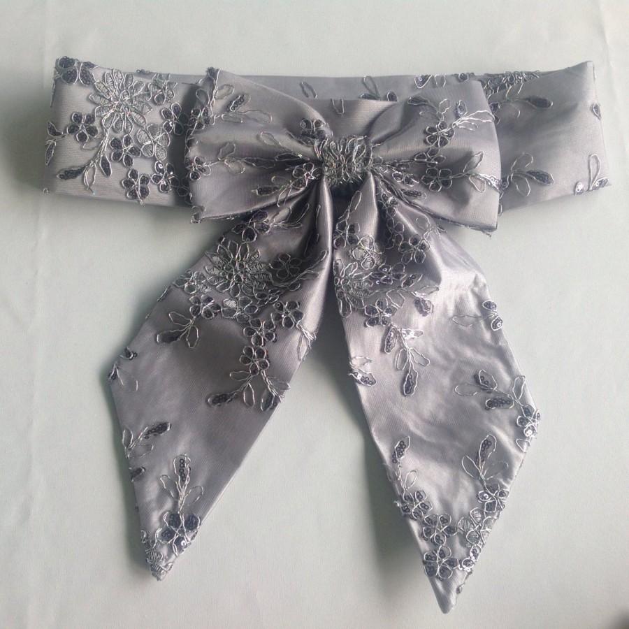 Mariage - Silver Lace Wedding Sash for Bridesmaid, Silver Bow Sash,  Bridal Bow Sash, Wedding Lace belt, Fancy Silver Belt Bow, Wedding Bow Belt
