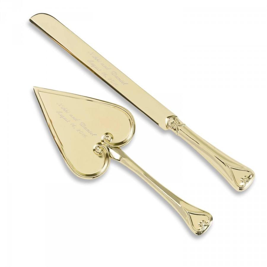 Hochzeit - Gold Heart Personalized Wedding Cake Server and Knife