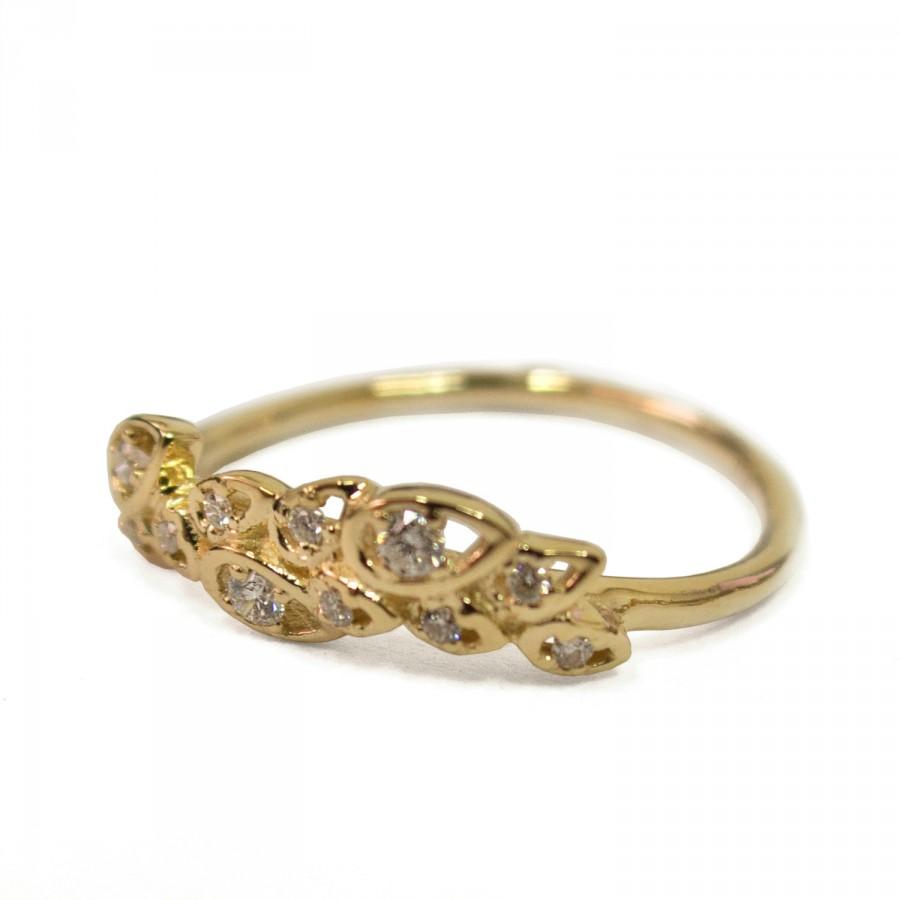 زفاف - Diamond Art Deco Petal Engagement Ring - 18K Gold and Diamond engagement ring, leaf ring, flower ring, antique, vintage, halo ring, 11s