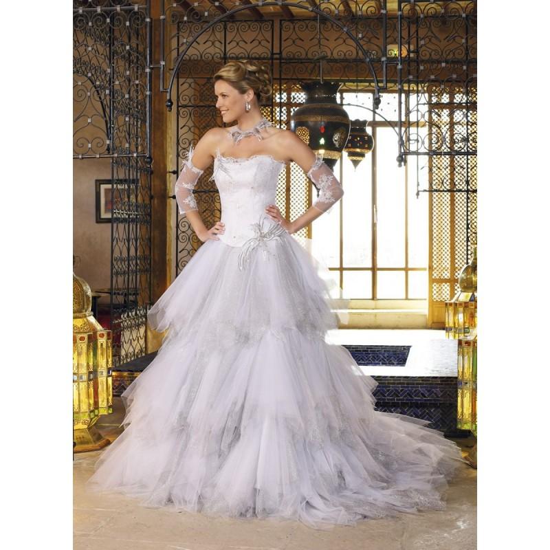 Wedding - Eli Shay, Désert écrue et silver - Superbes robes de mariée pas cher 