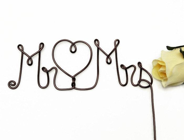 Mariage - Mr & Mrs Heart Wire Wedding Cake Topper - Silver, Gold, Brown, Black, Red, Diamond Cut Silver Wire