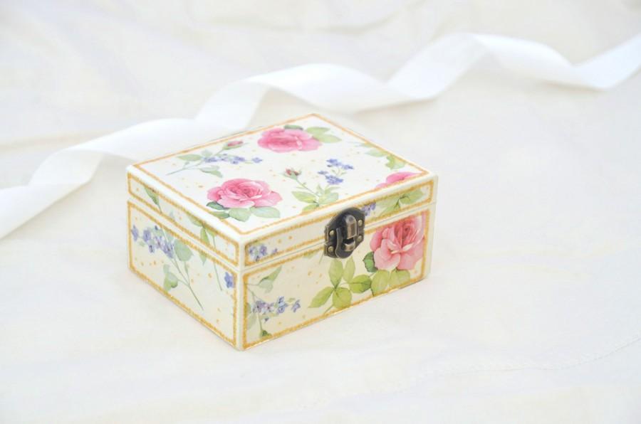 Wedding - Ring box - Floral wedding decor - Easter gift - Small jewelry box - Wooden box - Ring bearer box - Wedding ideas - Wedding box