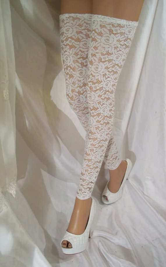 Свадьба - White Lace Leg Warmers, White Lace Thigh Highs, White Lace Tights, White Lingerie Hosiery, White Lace Hosiery, Bridal Hosiery, Sexy Leg Wear