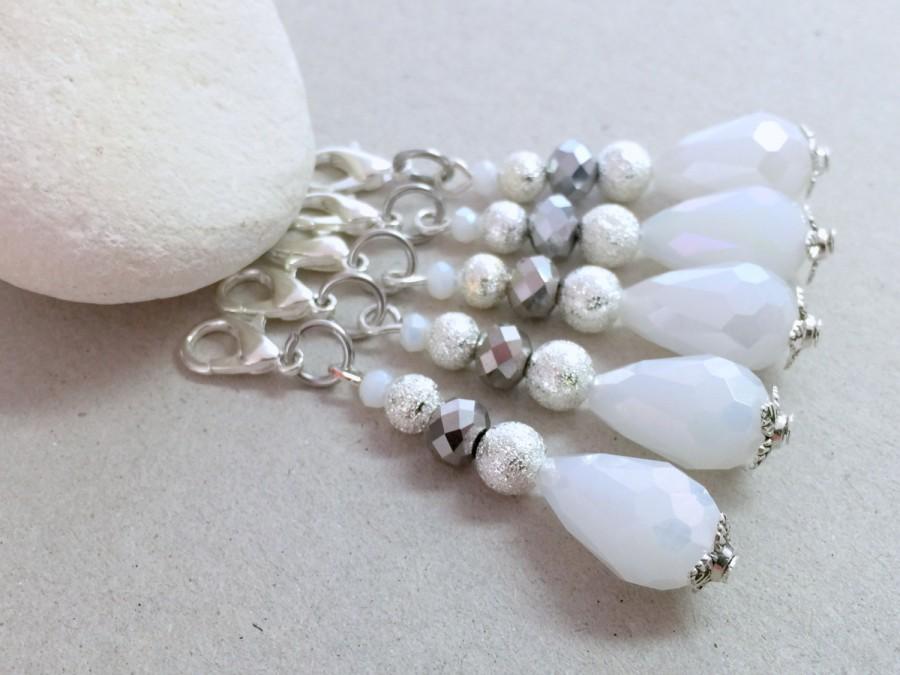 Wedding - Crystal Keychain, Small Keychain,Crystal Wedding Favors,Communion Favors,White party favors,Clip on charm,White bag charm,Beaded key chain