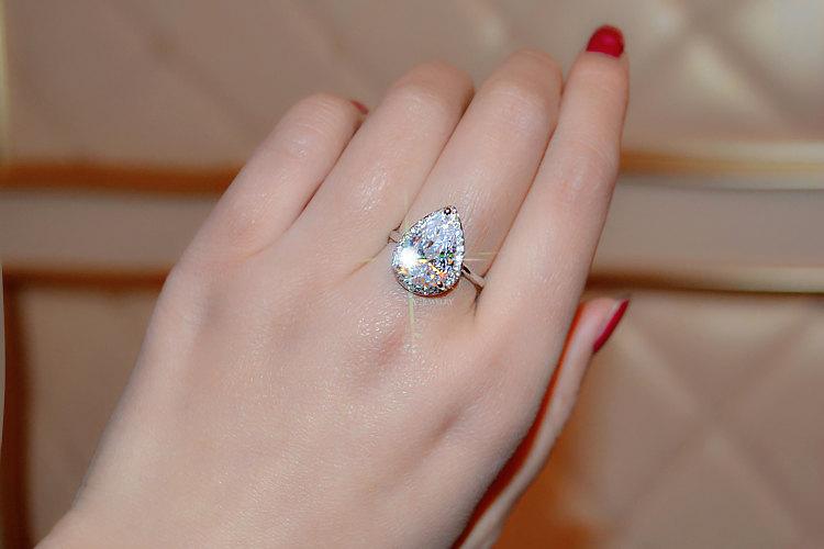 Wedding - Halo Engagement Ring - Pear Cut Ring - Wedding Ring - Halo Ring - Promise Ring - Solitaire Ring - Drop Rings - Cubic Zirconia Ring - AR0145B