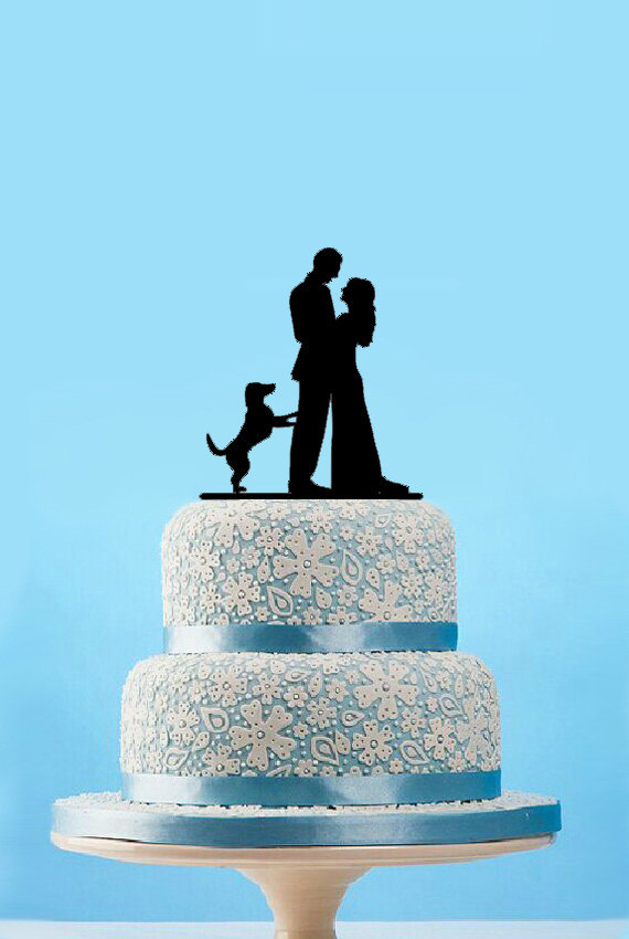 Свадьба - Wedding Cake Topper With Dog,Silhouette Cake Topper With Dog,Custom Bride and Groom Wedding Cake Topper,Unique Cake Topper Decoration