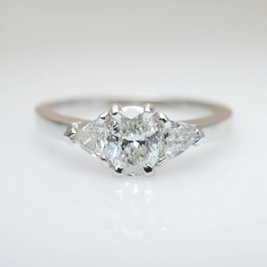Mariage - Diamond Engagement Ring White Gold Engagement Ring Custom Natural Diamond Bridal Jewelry Oval Diamond Custom Diamond Ring 14K White Gold