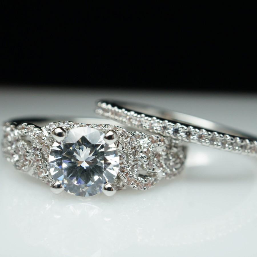 زفاف - Diamond Engagement Ring & Matching Wedding Band Set Solitaire Sidestone Intricate Modern Diamond Ring Diamond Wedding Band 14k White Gold