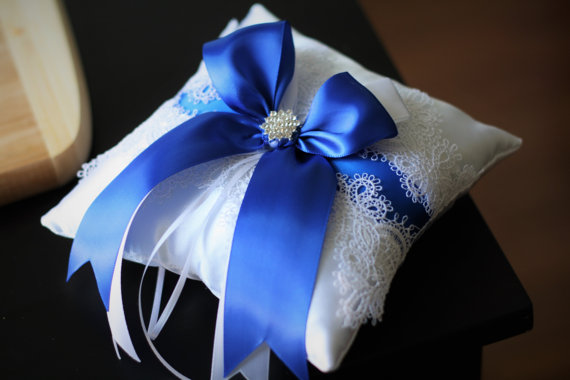 Hochzeit - White & Royal Blue Wedding Ring Bearer Pillow  White Lace ring Pillow with Cobalt Blue Bow and Brooch  White Throw Pillow with Lace