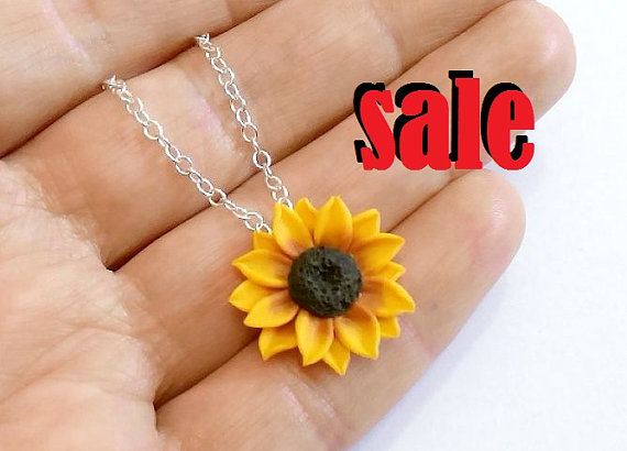 Wedding - Sunflower Necklace - Sunflower Jewelry - Gifts - Yellow Sunflower Bridesmaid, Sunflower Flower Necklace, Bridal Flowers, Bridesmaid Necklace