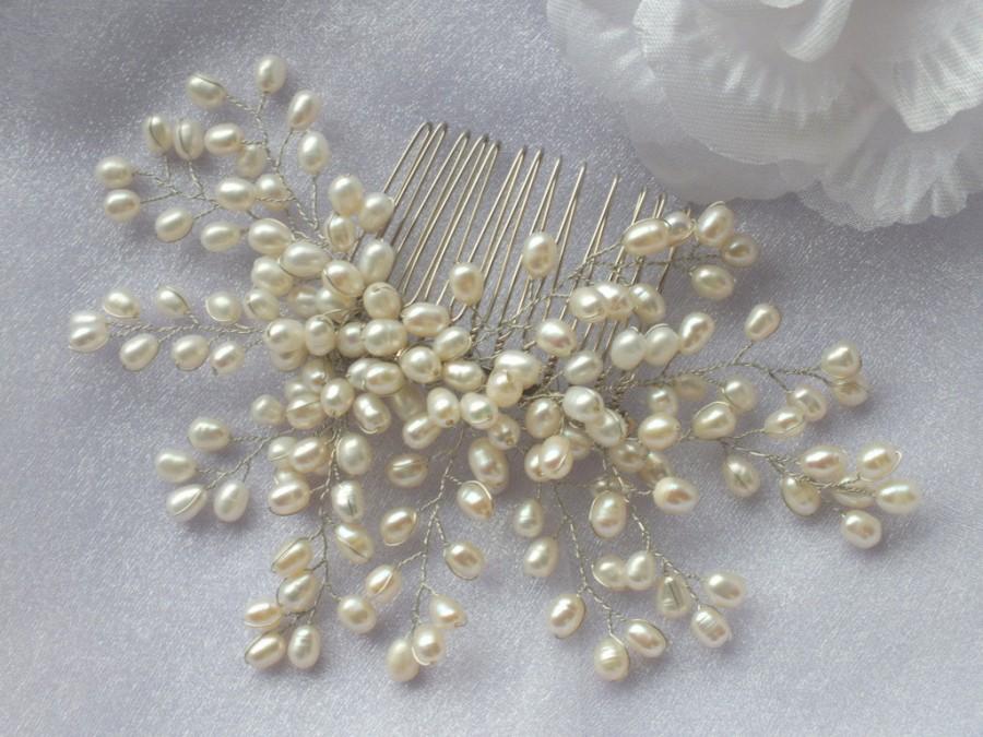 Hochzeit - Fair Lady - Vintage Style Freshwater Pearl Bridal Wedding Hair Comb