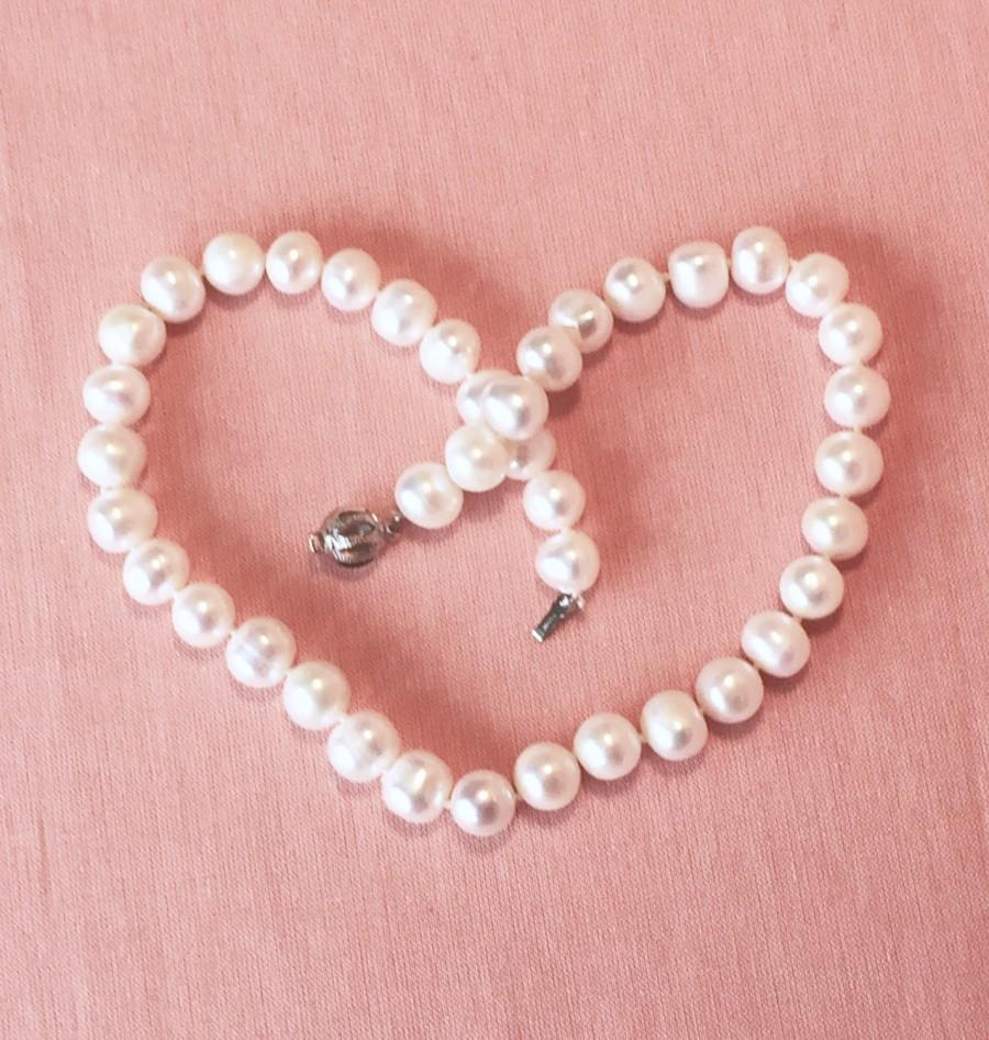 Hochzeit - Pearl Necklace, Beaded Necklace, Bridal Pearls, Simple Pearl Necklace, Elegant Necklace, Chunky Necklace, Bridal Necklace, Pearl Choker