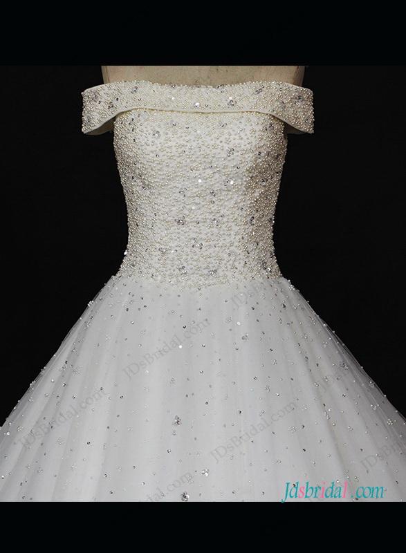 Hochzeit - Vintage pearls off shoulder tulle princess wedding gown