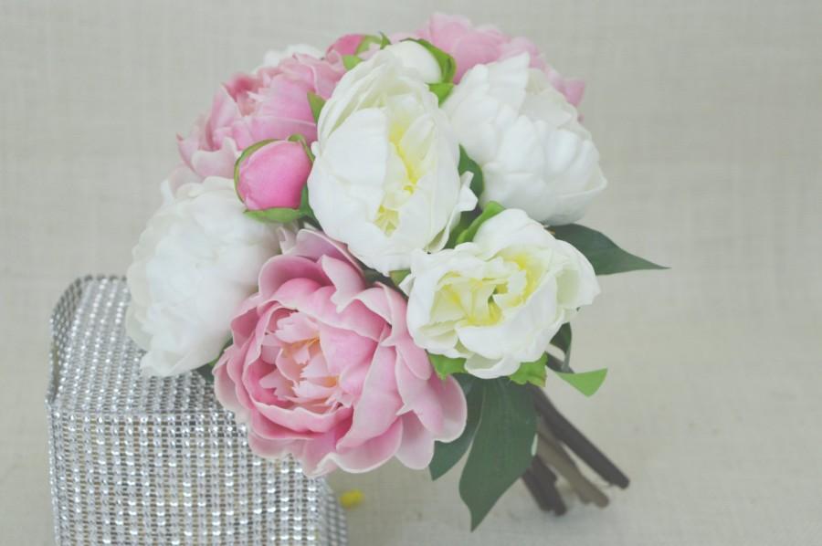 Hochzeit - B0418 Off White, Cream, Pink Real Touch Flowers Peony Bouquets for Wedding Bridal Bouquets Centerpieces Home Decoration
