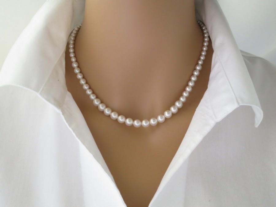 Свадьба - Swarovski pearl necklace, Graduated simple pearl wedding necklace, Classic bridal necklace