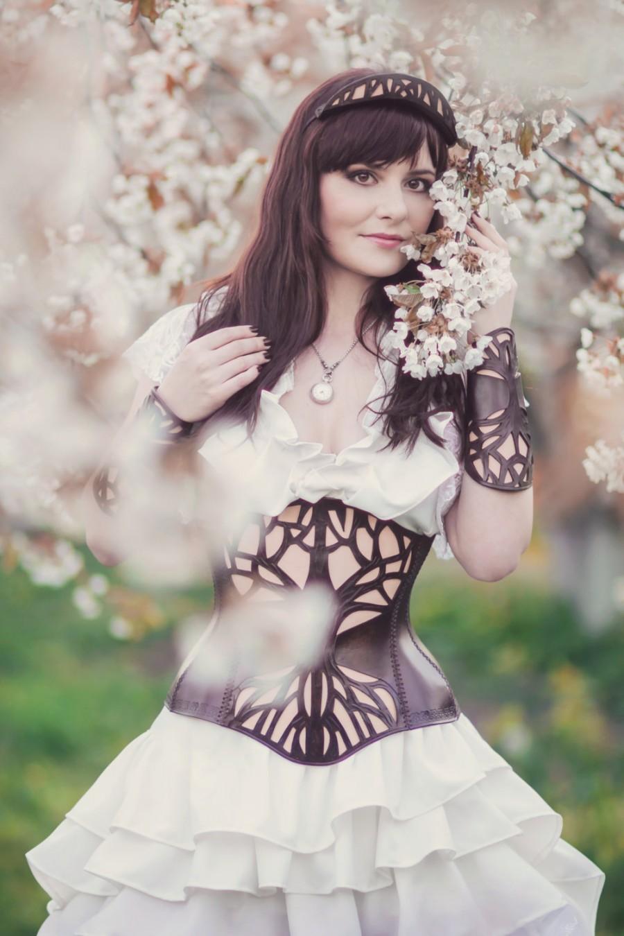 زفاف - Full outfit dress with leather corset and adds