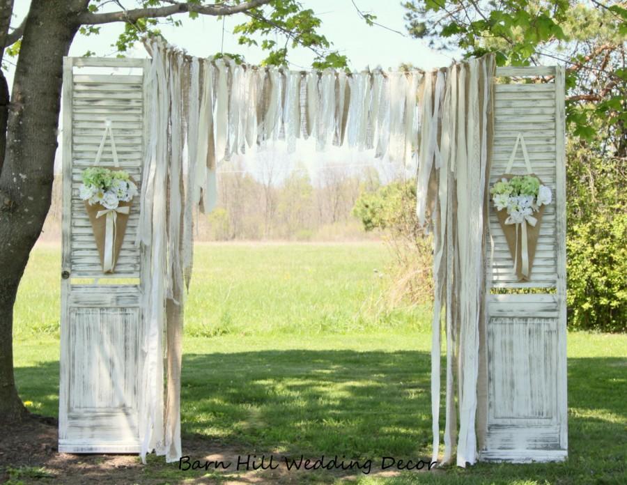 Свадьба - Wedding Curtains Backdrop Lace Wedding Garland Burlap Garland Backdrop Weddings Burlap Backdrop Barn Door Backdrop Curtains Rustic