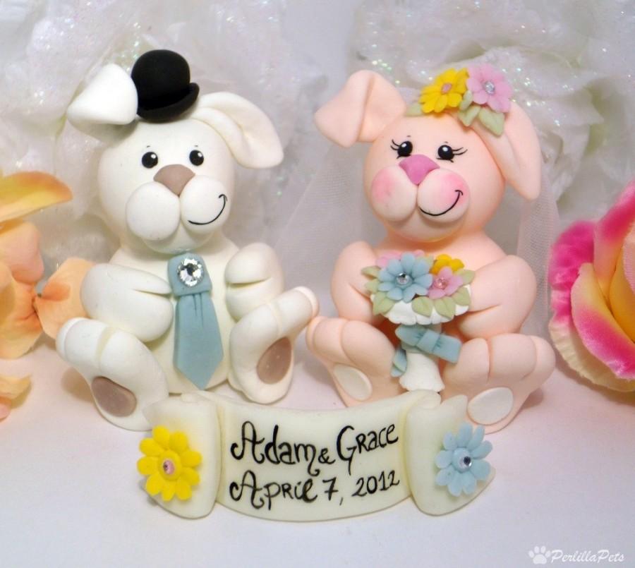 Mariage - Bunny wedding cake topper with banner, customizable, bride and groom figurines