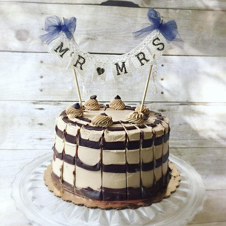 زفاف - Rustic Wedding Cake Topper Burlap Banner "MR and MRS" with tulle bow