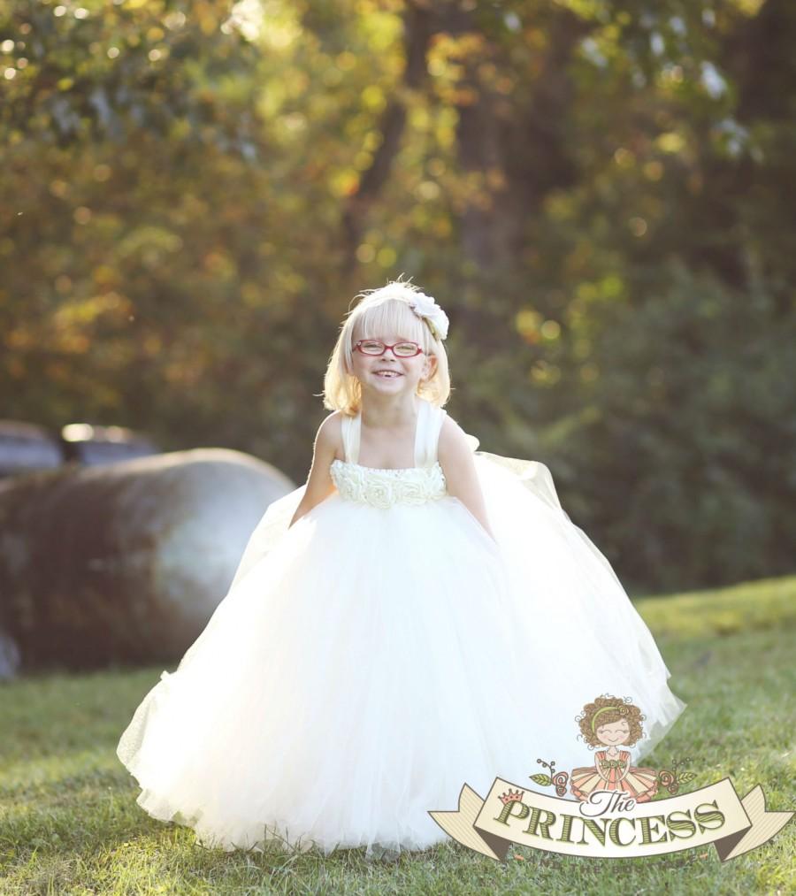 Hochzeit - ivory flower girl dress, ivory tutu dress, ivory dress, ivory child dress, flower girl dress tulle, baby dress, vintage wedding, tutu dress
