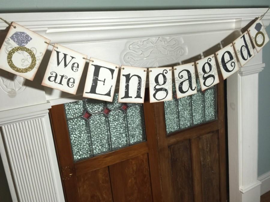 Mariage - Engagement Banner, Engaged Banner, Engagement Bunting, Bridal Shower Banner, Save the Date Photo Prop