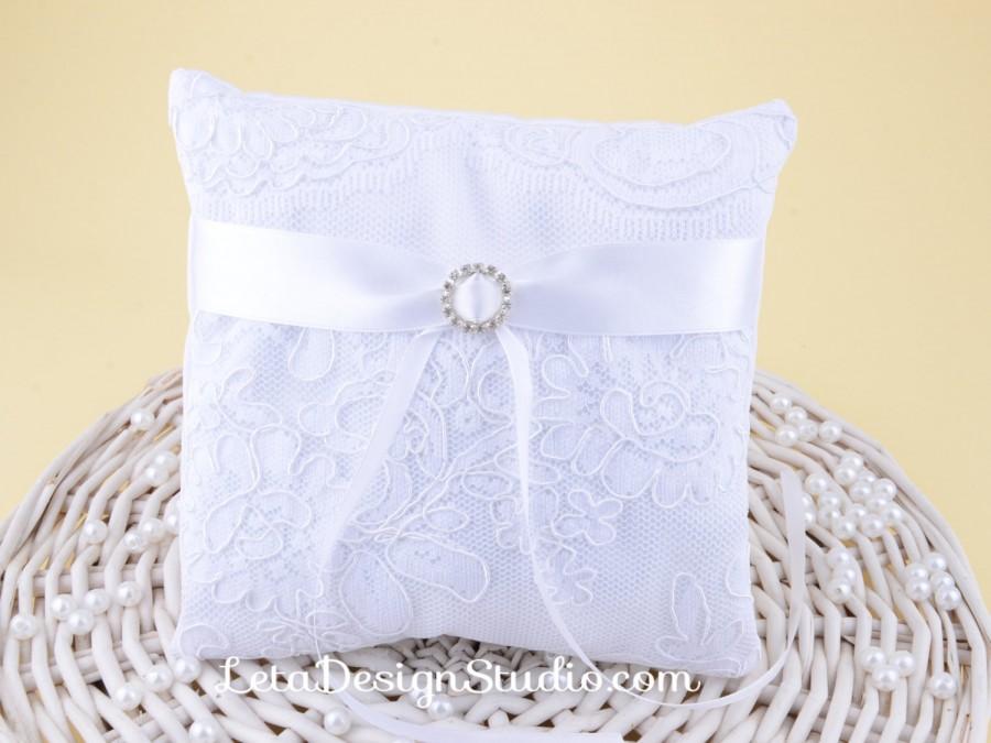 Свадьба - Lace wedding pillow Lace Ring Cushion French lace bridal pillow Lace wedding Wedding Accessory Brooch Pillow White Lace Pillow