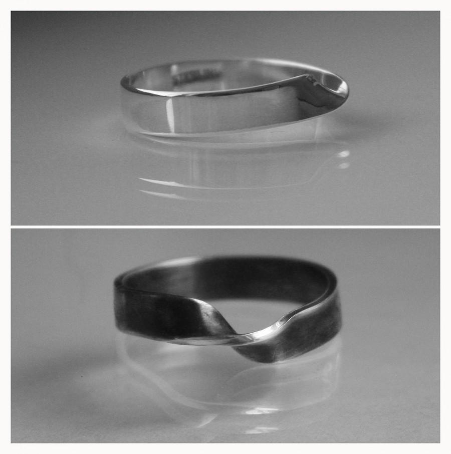 Mariage - 4mm MOBIUS science meets art. Recycled sterling silver. Handcrafted. Unisex. Polished, satin or oxidized. Any size. Made to order. Fast.