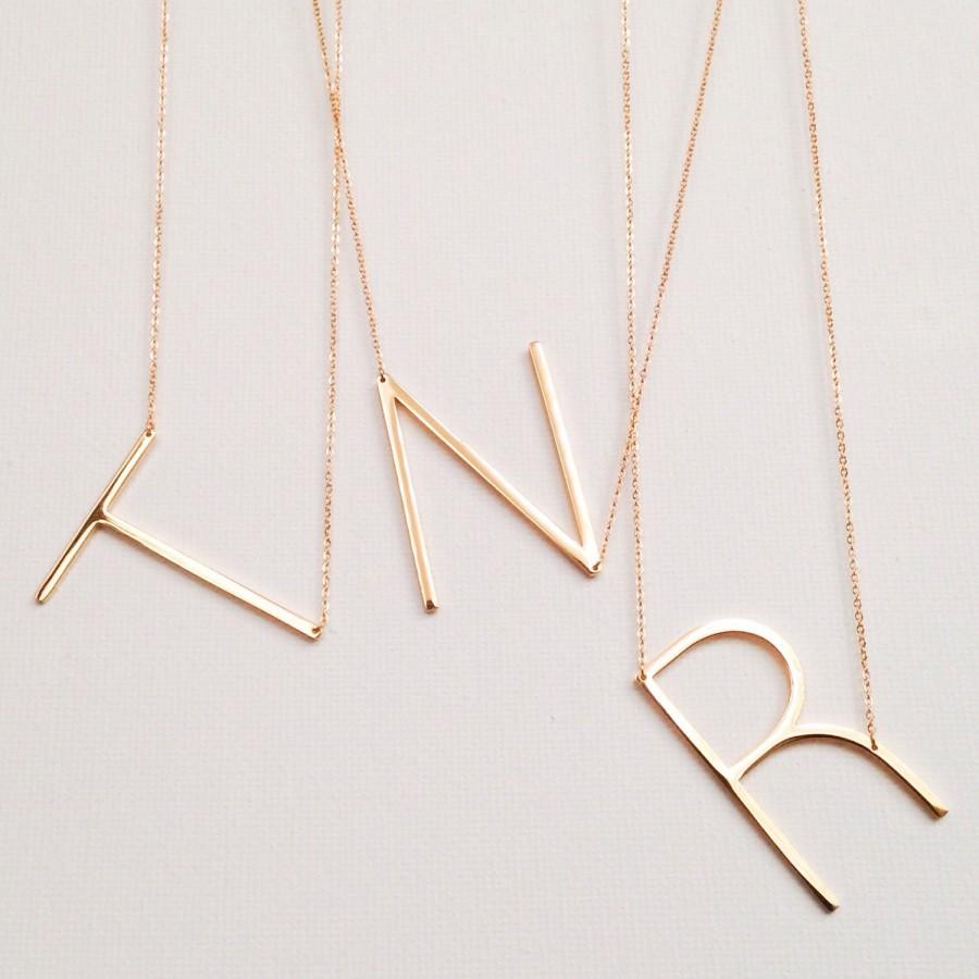 Mariage - large initial necklace // oversized letter // alphabet // personalized // sideway initial // blackish // cyber monday