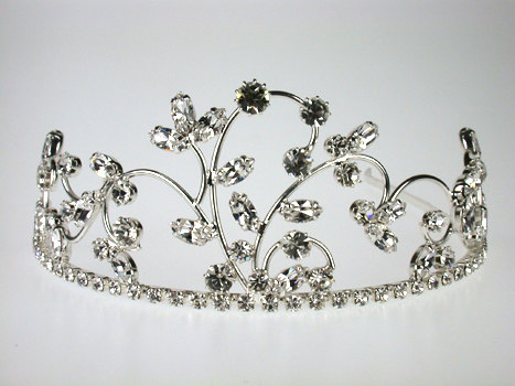 Hochzeit - Wedding Tiara Eve - Bridal Headpiece - Bridal Tiara - Crystal Tiara - Rhinestone Diadem - Quinceanera Tiara - Reign Tiara - Bridal Crown